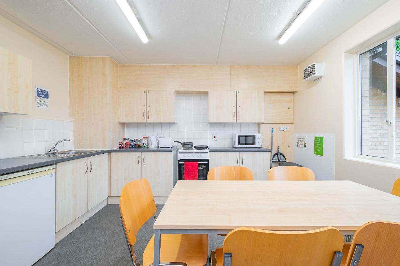 Private Rooms In Colindale - Sk The Hyde ภายนอก รูปภาพ