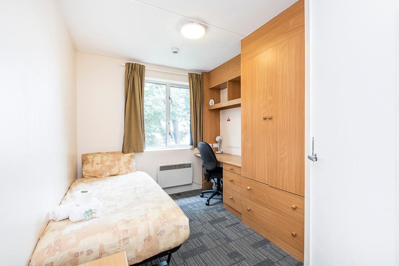 Private Rooms In Colindale - Sk The Hyde ภายนอก รูปภาพ
